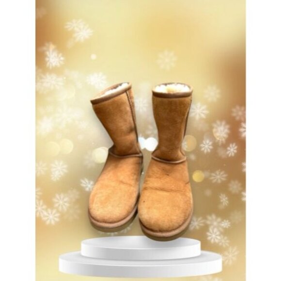UGG Tan Classic Women's Boots Suede Chestnut Size 8US  39EU 6UK FAST SHIPPING - Picture 1 of 10